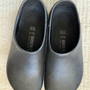 Birkenstock Textured Black Slip-Ons